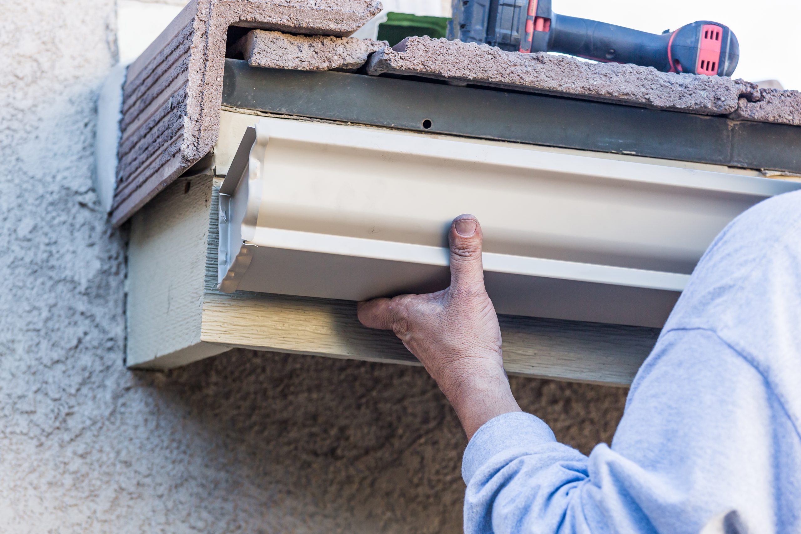 DIY vs. Professional Gutter Installation: What’s Right for You?