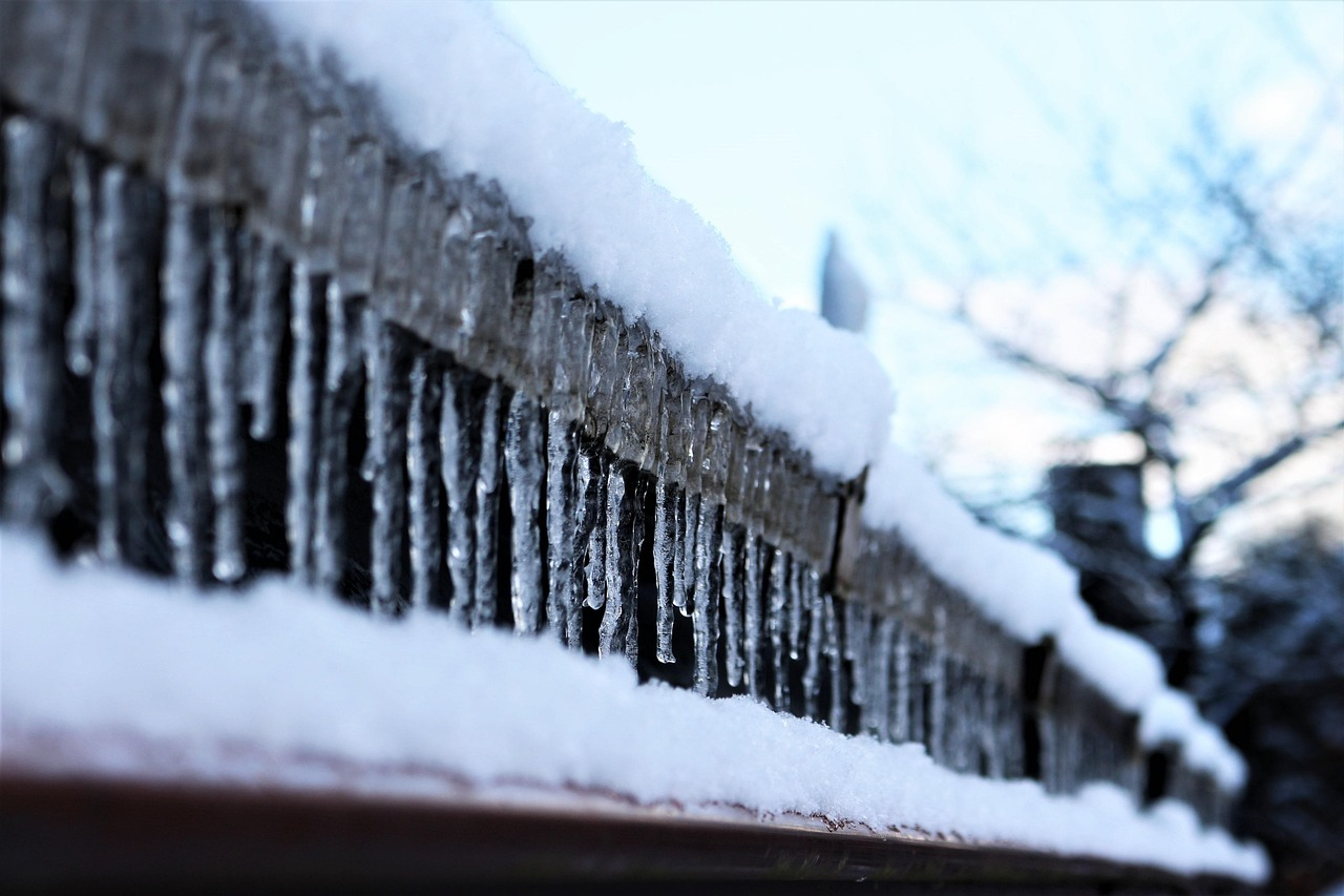 How to Prevent Ice Dams: A St. Louis Homeowner’s Guide